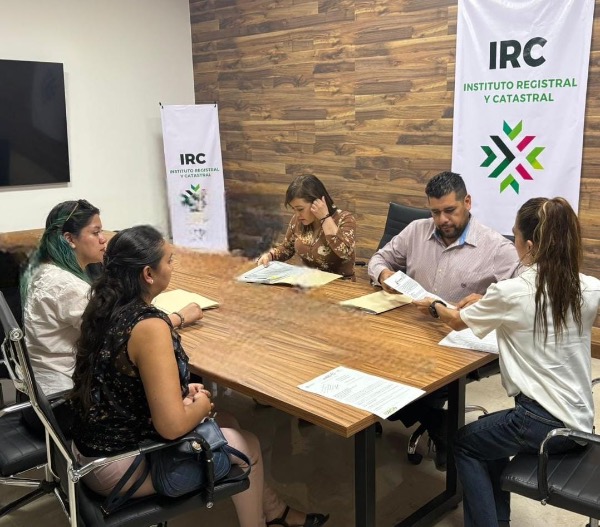 Gestiona IRC regularización de predios en municipios potosinos