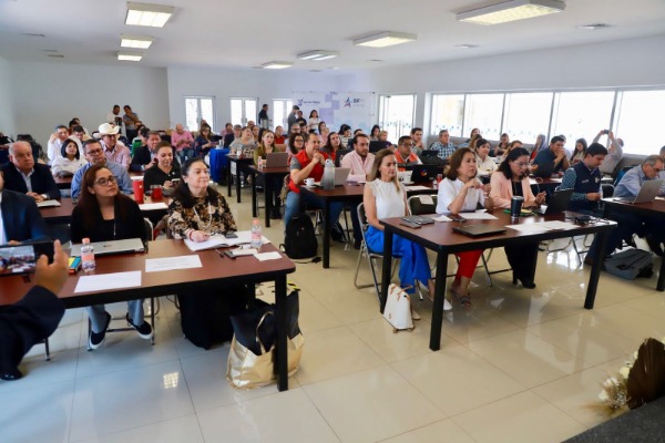 Compromiso del Gobierno de la Capital con las familias potosinas ...