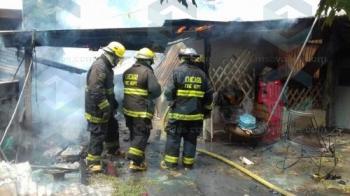 Se incendia una vecindad en la Zona Centro
